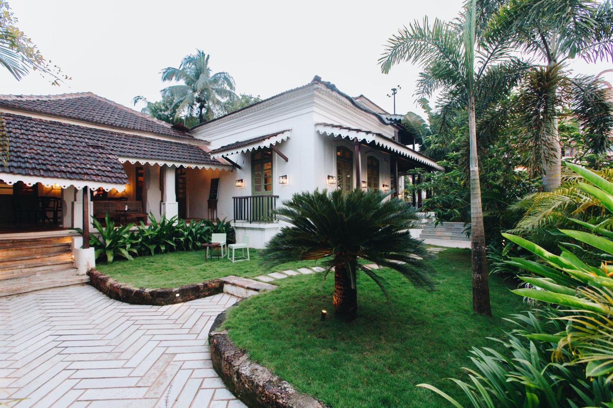 The Project Cafe Aldona Exterior foto