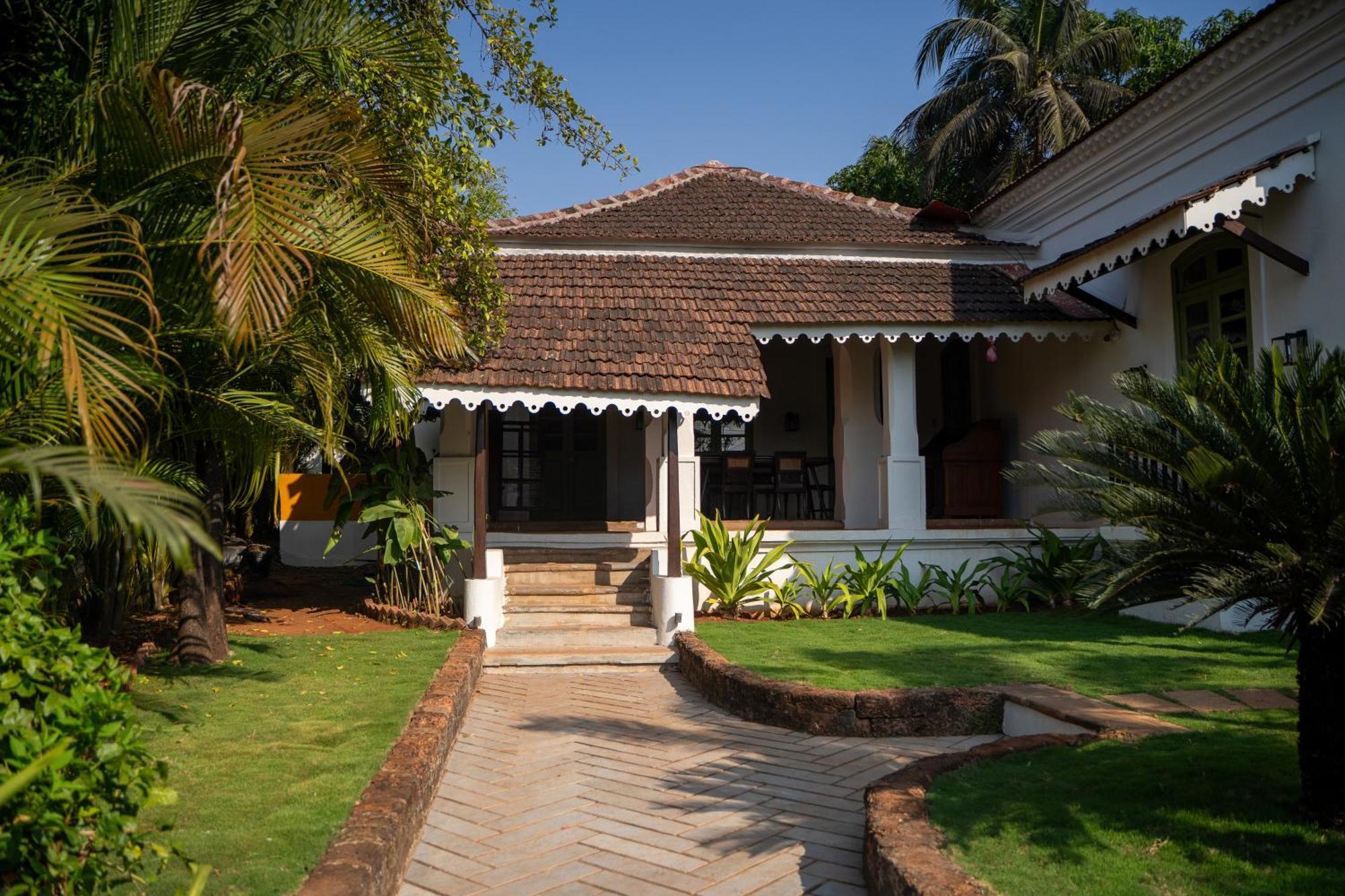 The Project Cafe Aldona Exterior foto